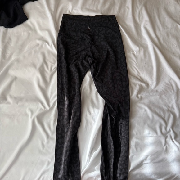 Lululemon Align High Rise 28” - Picture 4 of 5